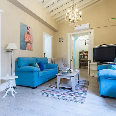 Muralla 3 Luminoso Parking Херес-де-ла-Фронтера